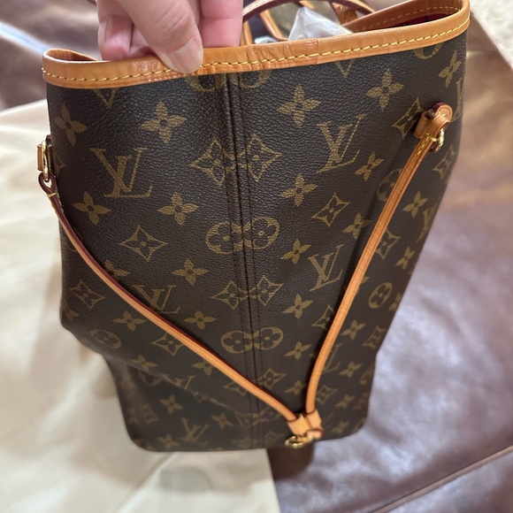 Louis Vuitton Neverfull GM with pivoine interior - Picture 6 of 15